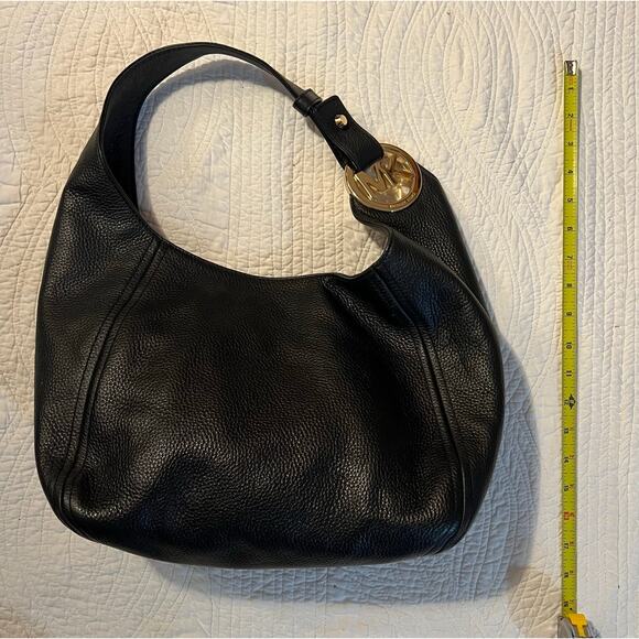 Stylish black, Michael Kors shoulder bag
Excellent condition - Picture 9 of 12